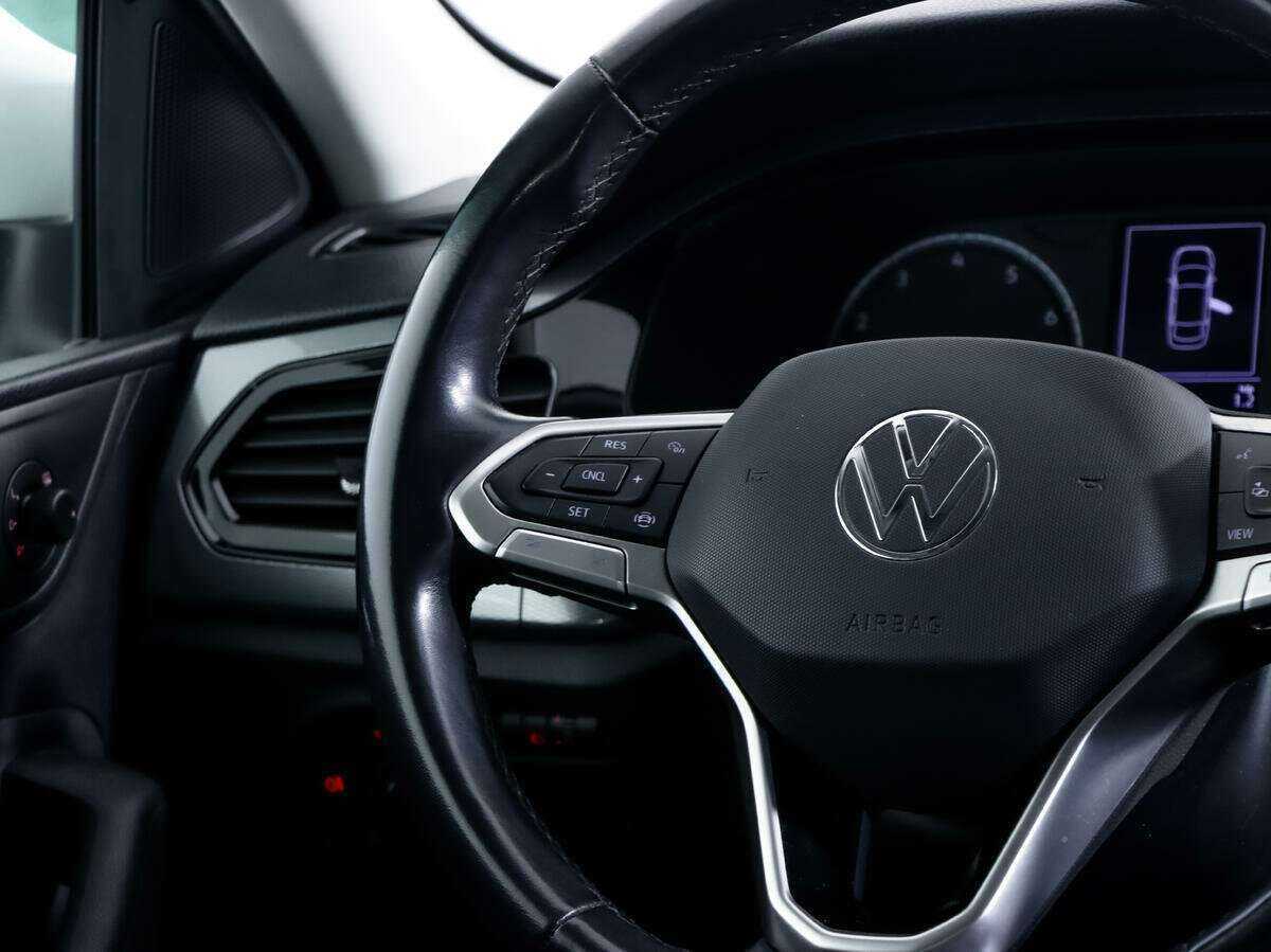 Volkswagen Polo с пробегом — 2021 год. Фото: #12