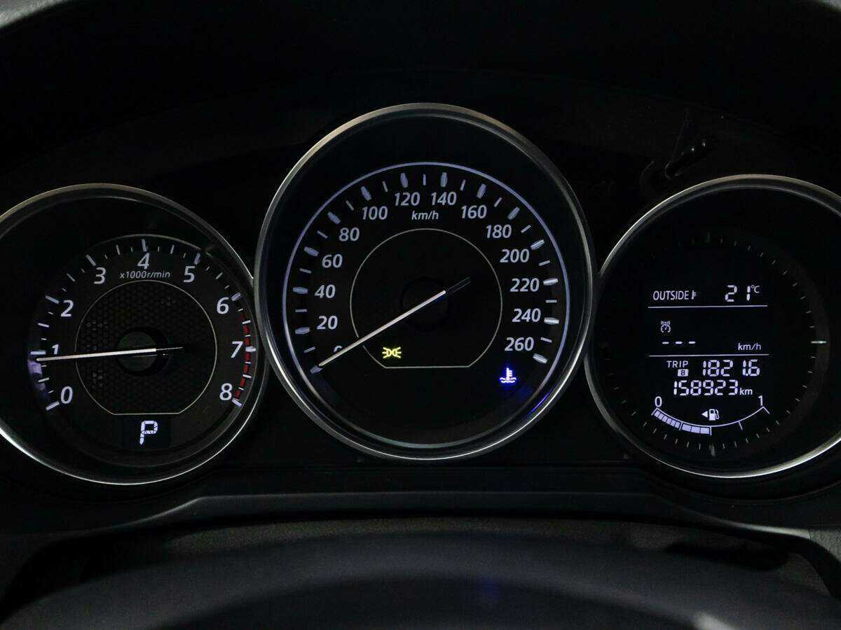 Mazda 6 с пробегом — 2014 год. Фото: #11