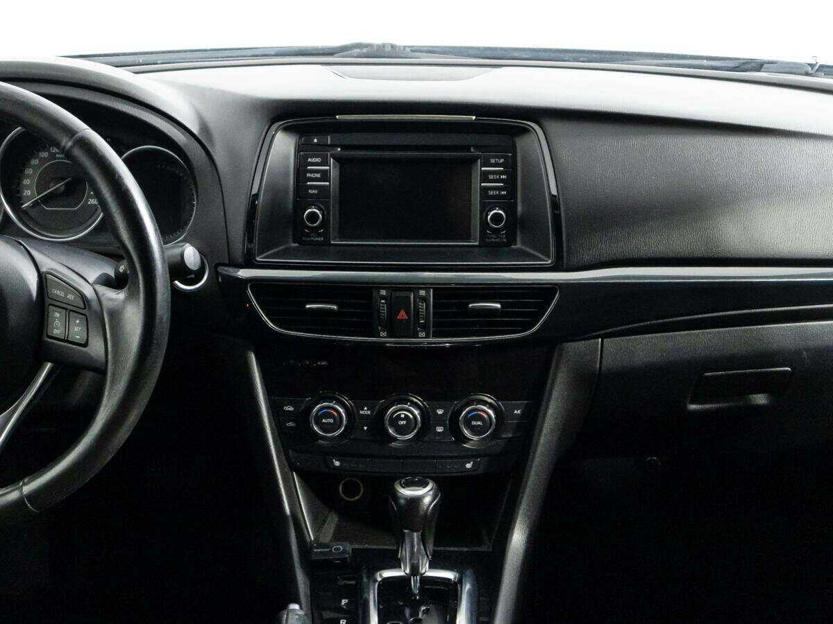 Mazda 6 с пробегом — 2014 год. Фото: #13
