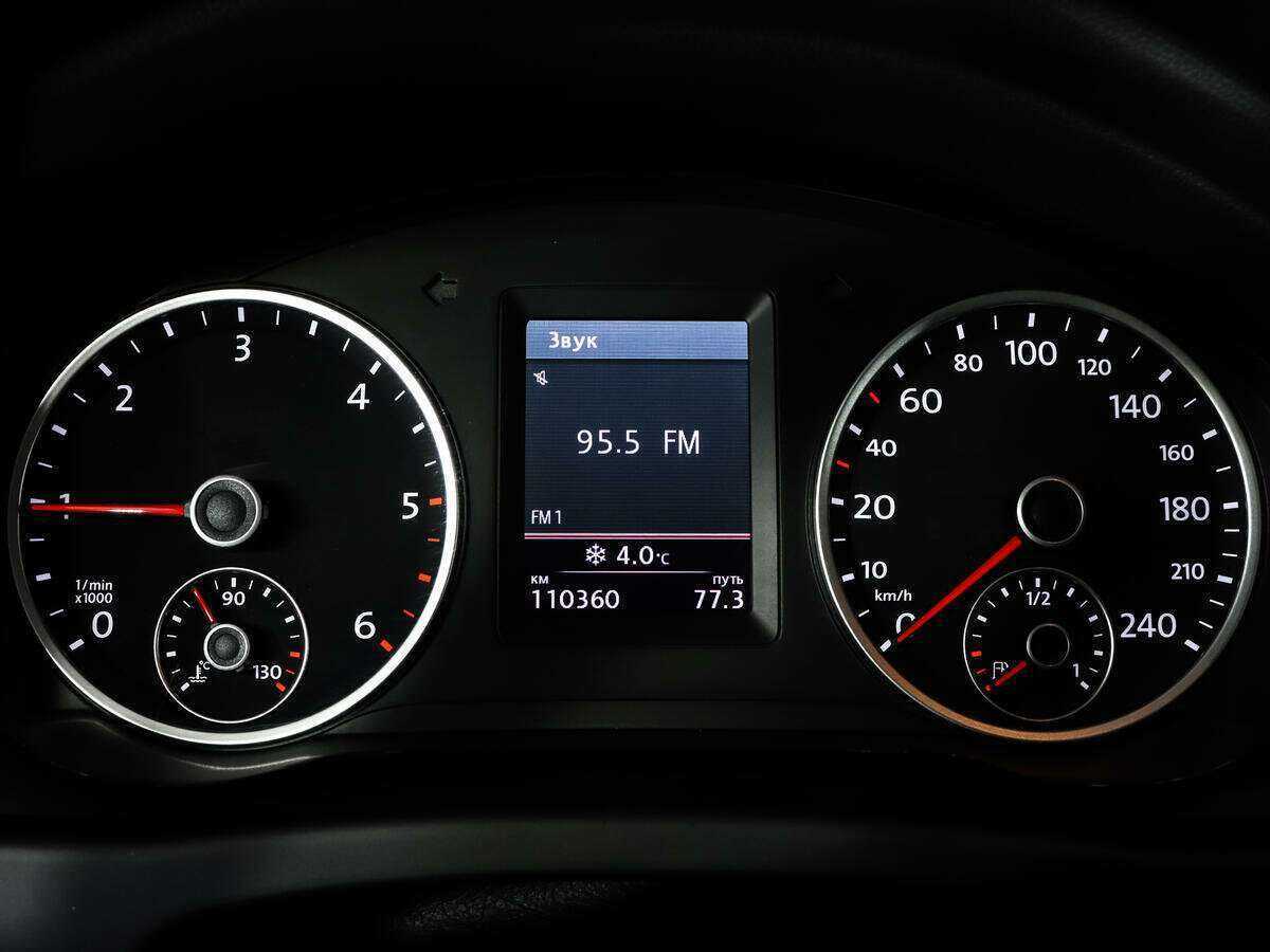 Volkswagen Tiguan с пробегом — 2012 год. Фото: #17