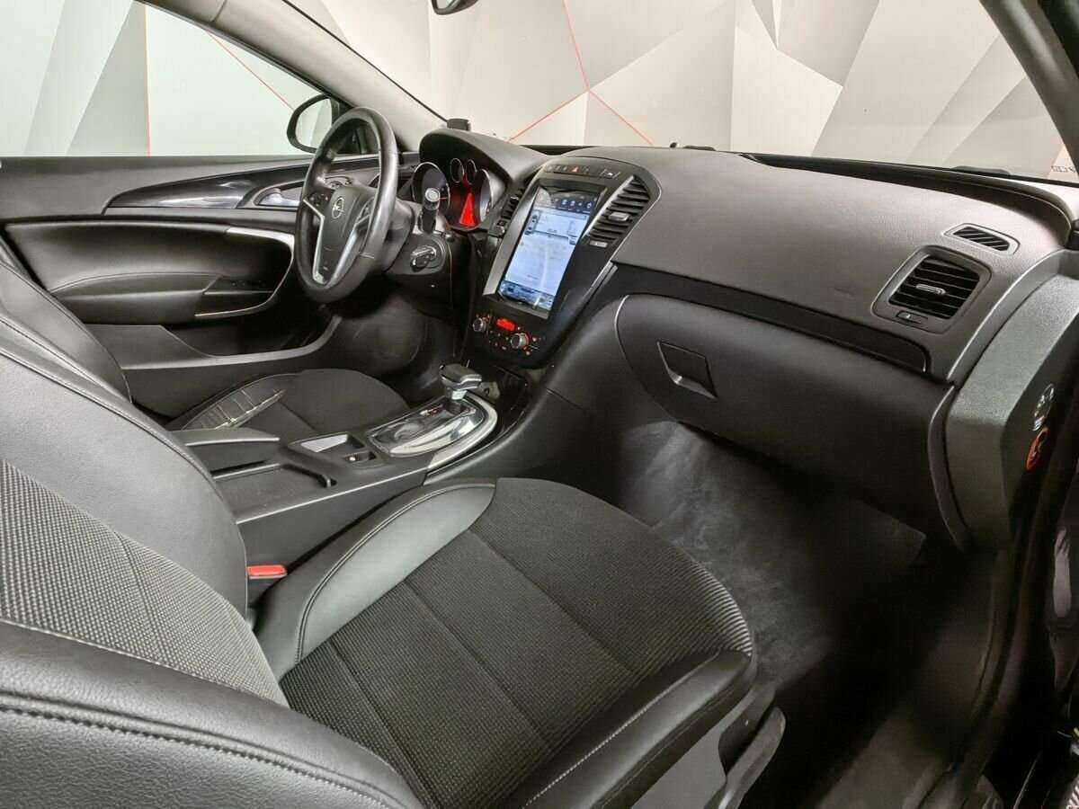 Opel Insignia с пробегом — 2013 год. Фото: #8