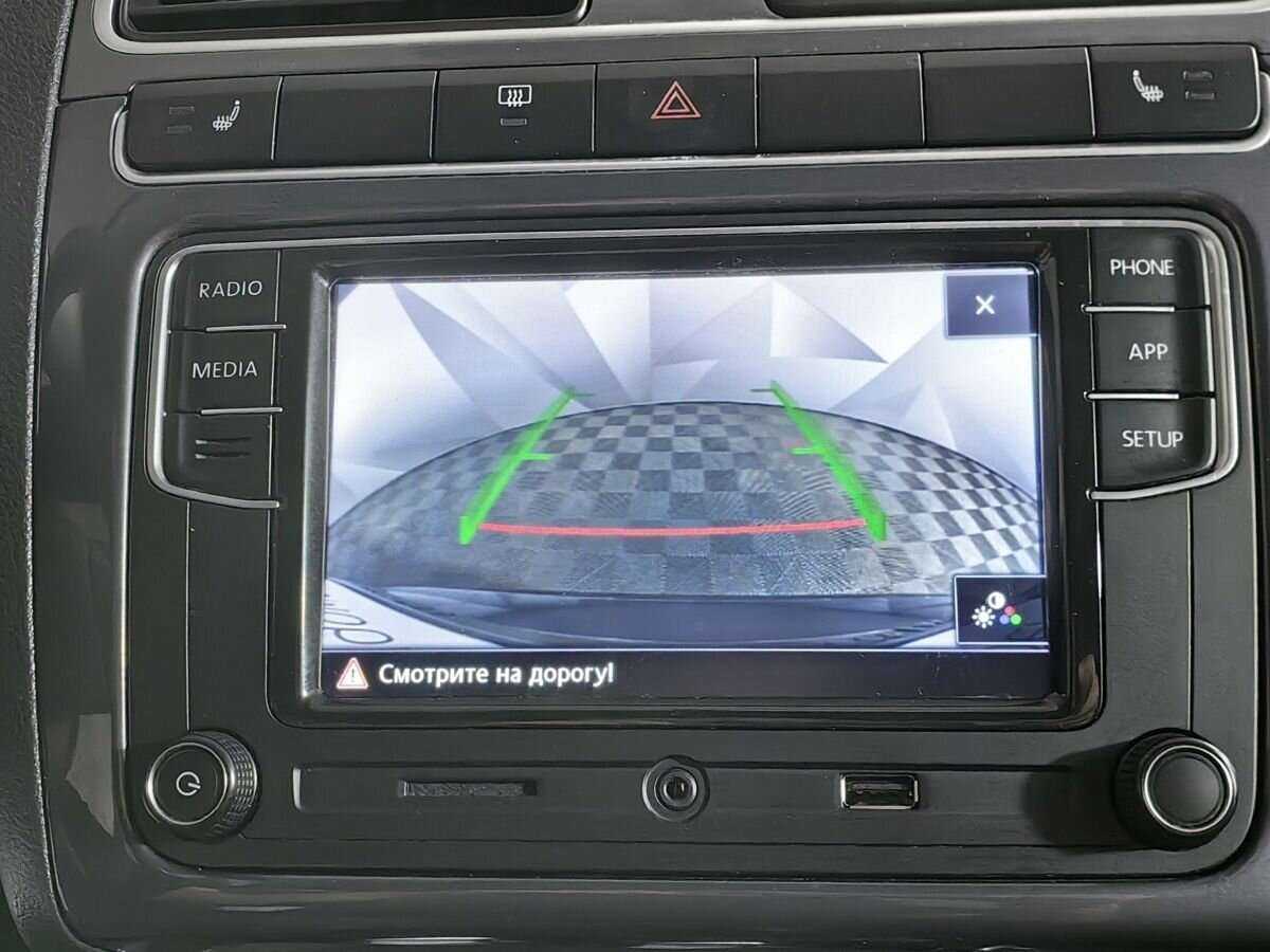 Volkswagen Polo с пробегом — 2018 год. Фото: #16