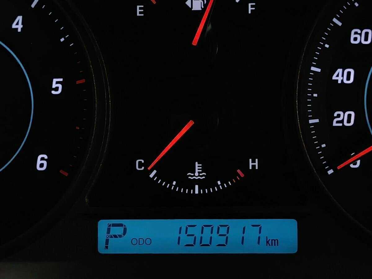 Chevrolet Captiva с пробегом — 2013 год. Фото: #15