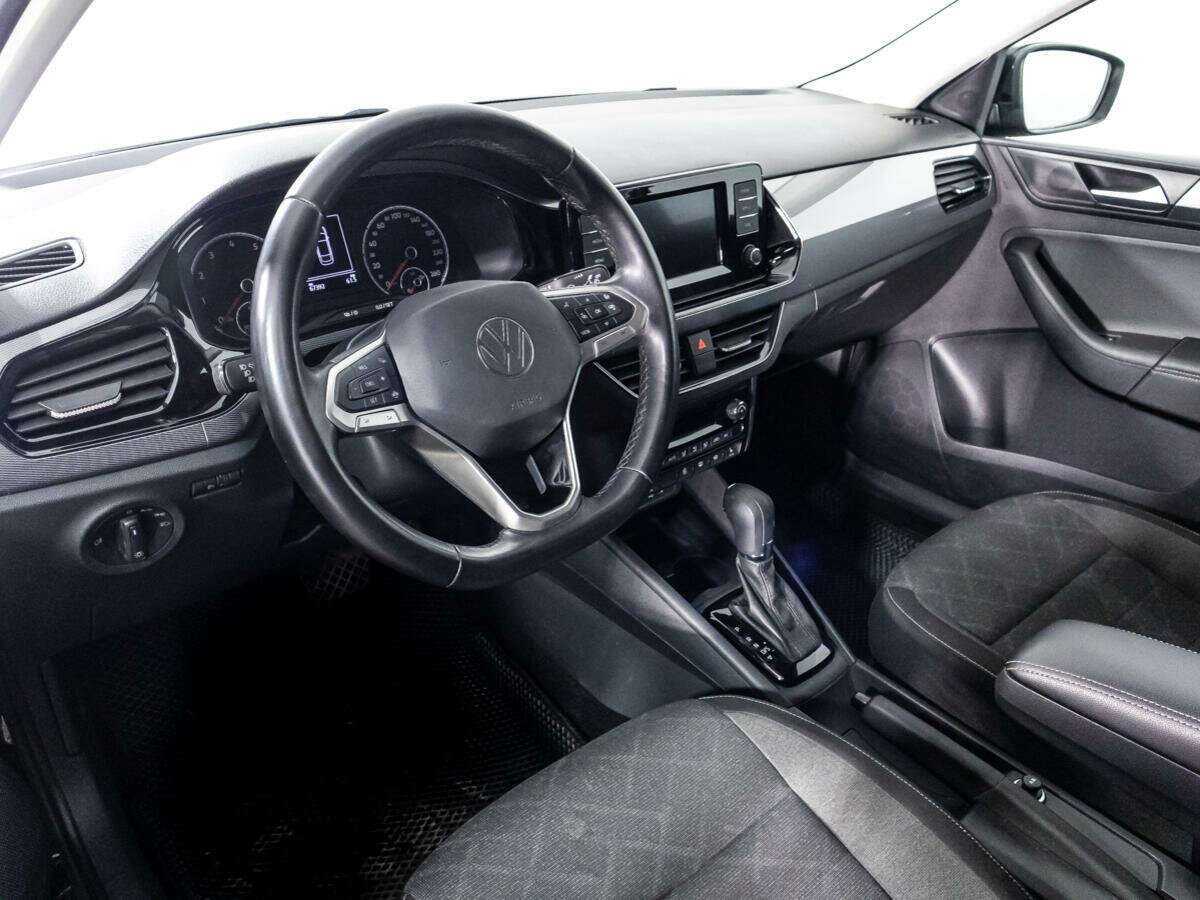 Volkswagen Polo с пробегом — 2021 год. Фото: #10