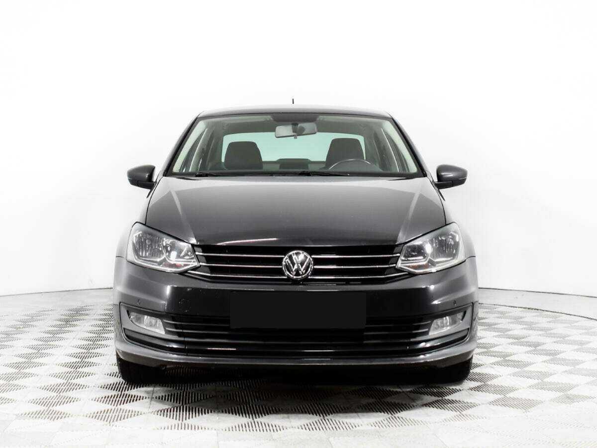 Volkswagen Polo с пробегом — 2018 год. Фото: #1