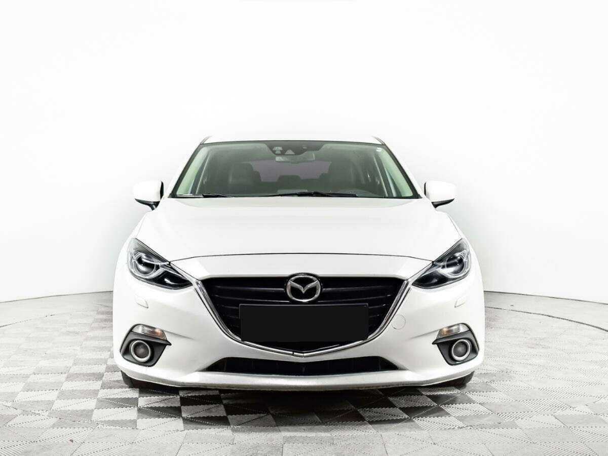Mazda 3 с пробегом — 2013 год. Фото: #1