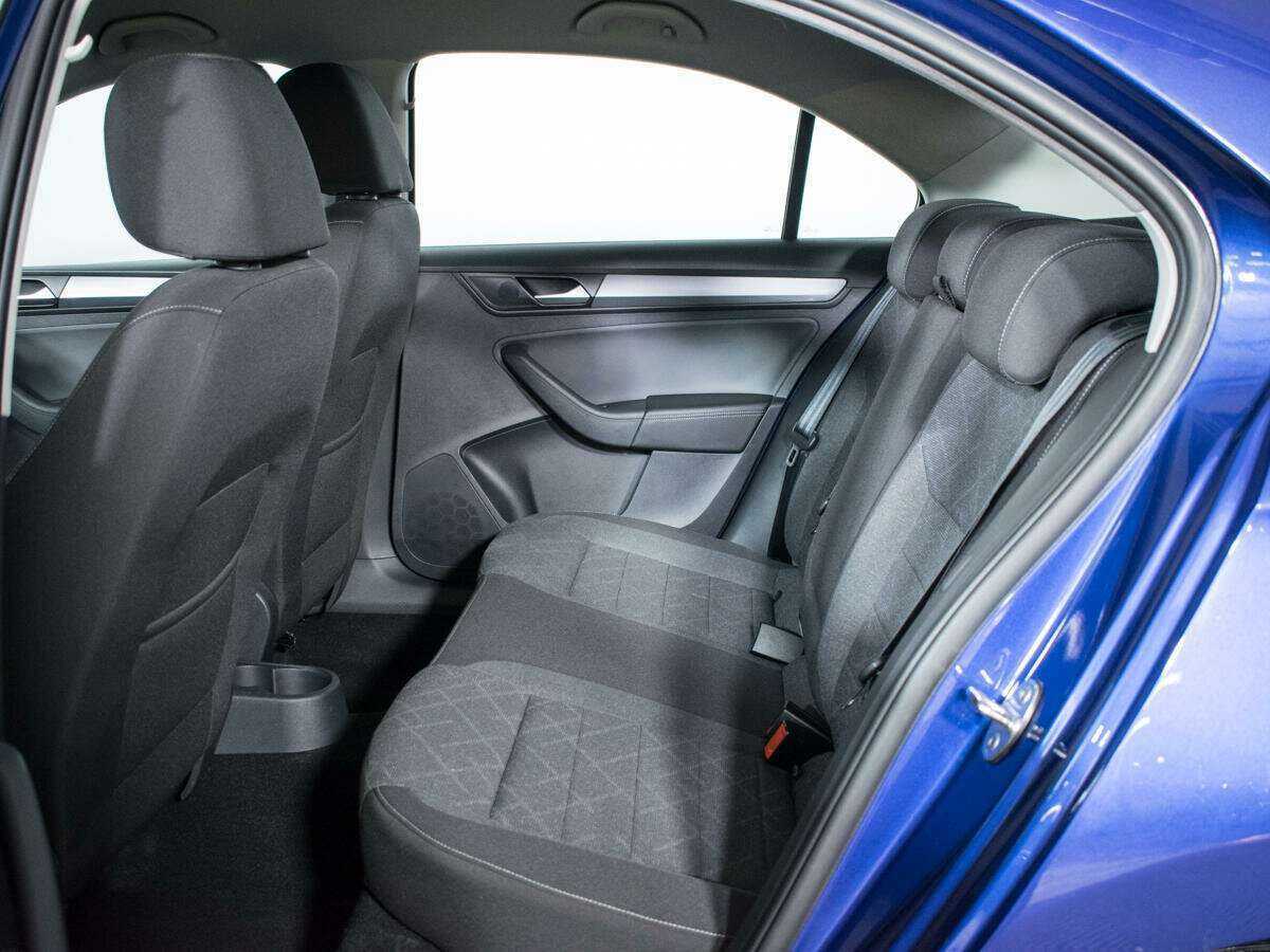 Volkswagen Polo с пробегом — 2021 год. Фото: #9