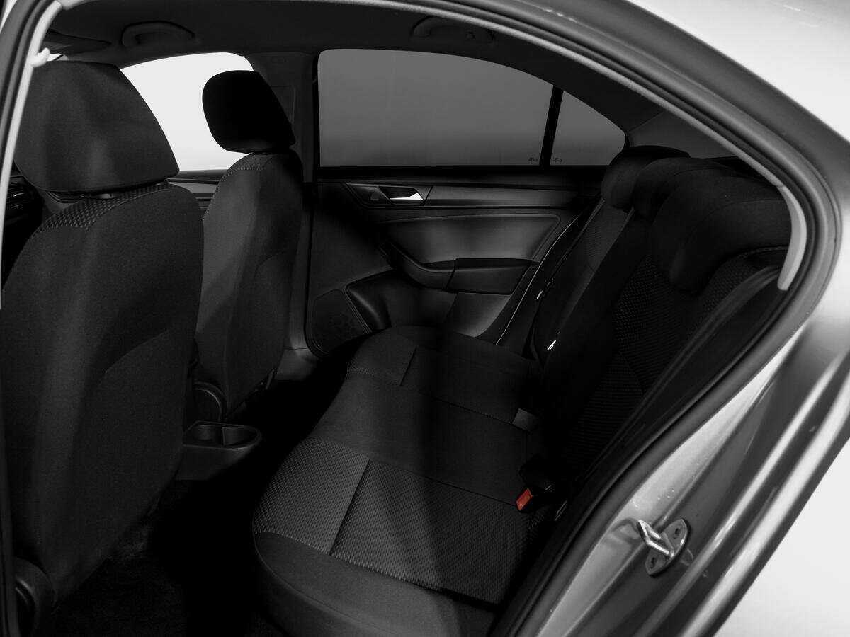 Volkswagen Polo с пробегом — 2020 год. Фото: #9