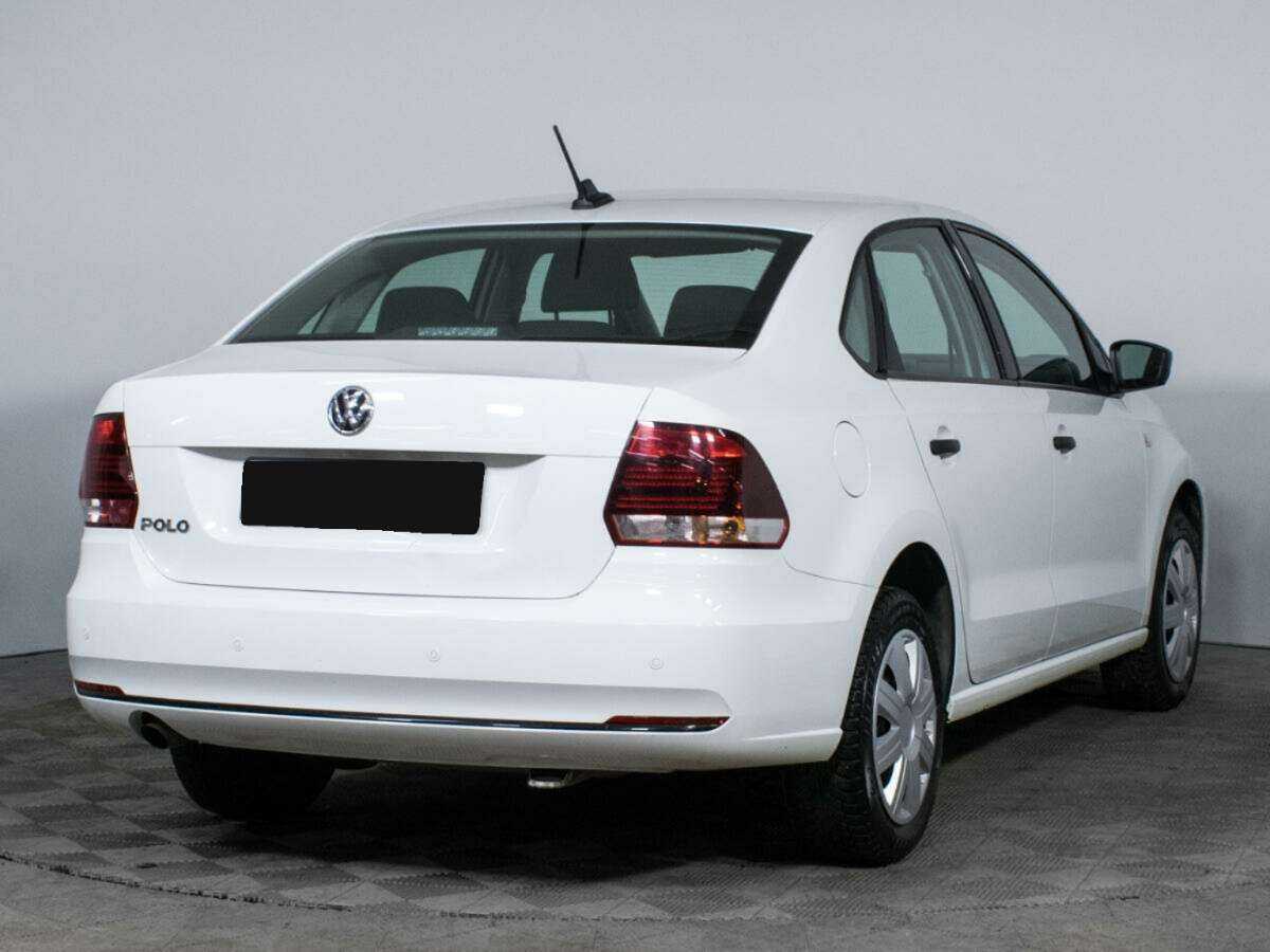 Volkswagen Polo с пробегом — 2019 год. Фото: #4