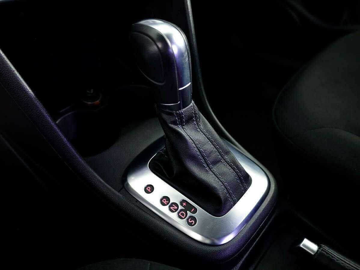 Volkswagen Polo с пробегом — 2013 год. Фото: #17