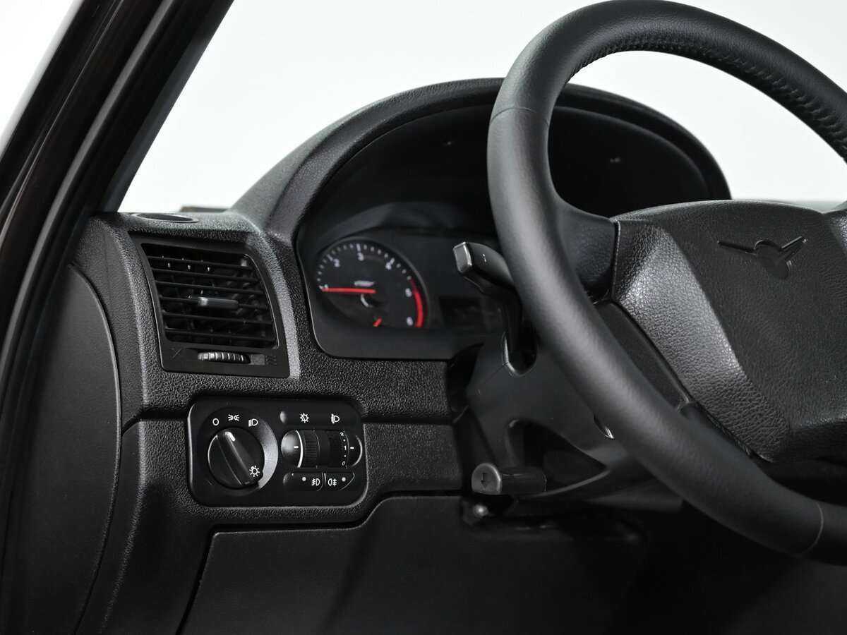 УАЗ Patriot с пробегом — 2015 год. Фото: #6