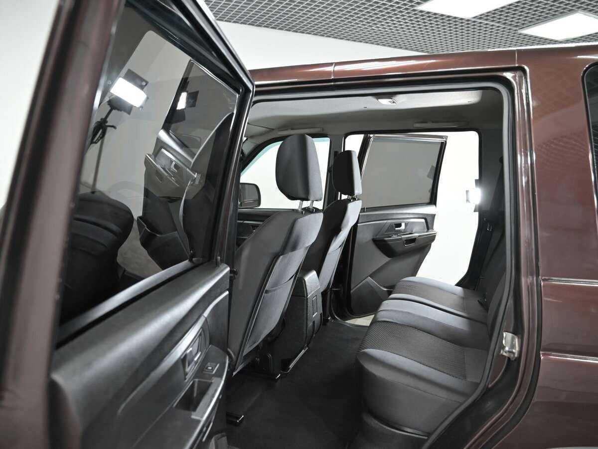 УАЗ Patriot с пробегом — 2015 год. Фото: #11