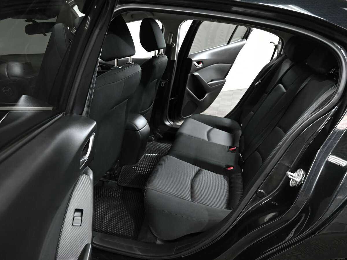 Mazda 3 с пробегом — 2013 год. Фото: #5