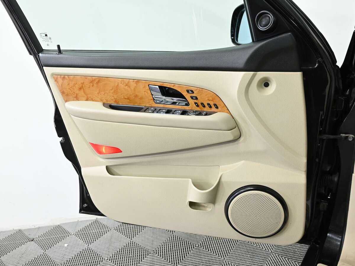 SsangYong Rexton с пробегом — 2012 год. Фото: #8