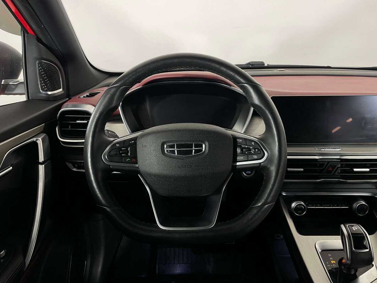 Geely Coolray с пробегом — 2020 год. Фото: #9