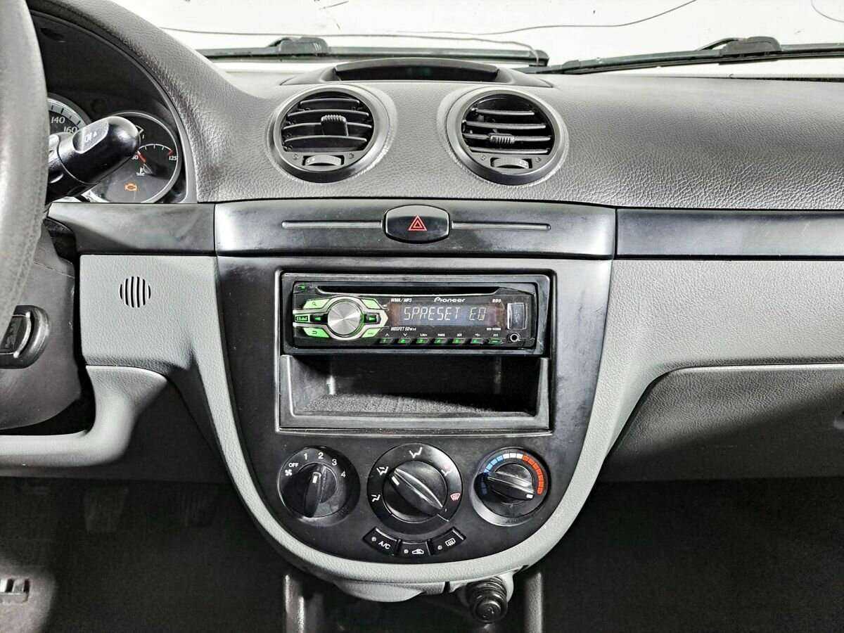 Chevrolet Lacetti с пробегом — 2012 год. Фото: #10