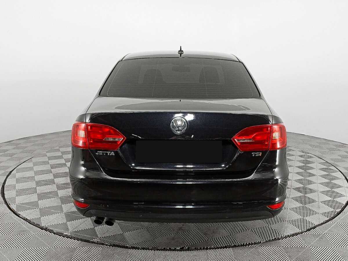 Volkswagen Jetta с пробегом — 2014 год. Фото: #5