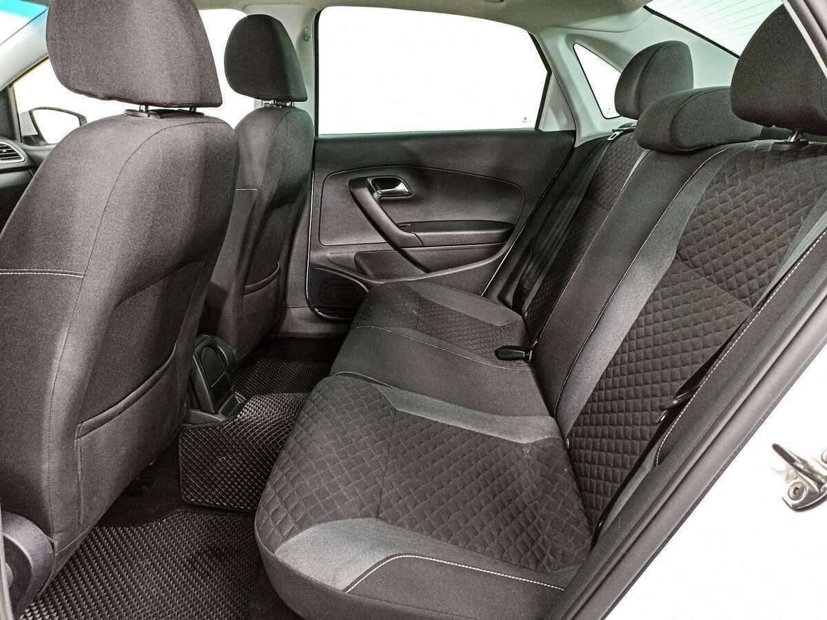 Volkswagen Polo с пробегом — 2018 год. Фото: #8