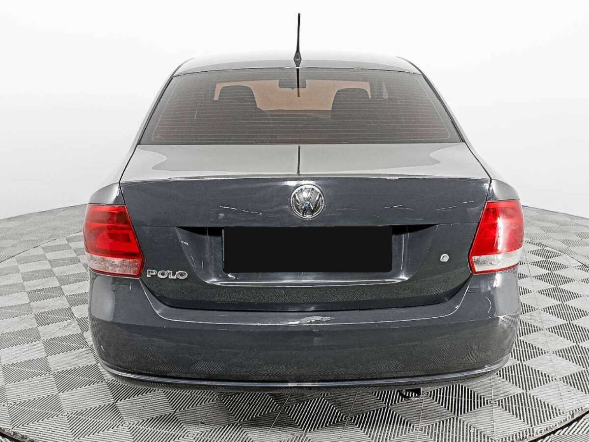 Volkswagen Polo с пробегом — 2013 год. Фото: #4
