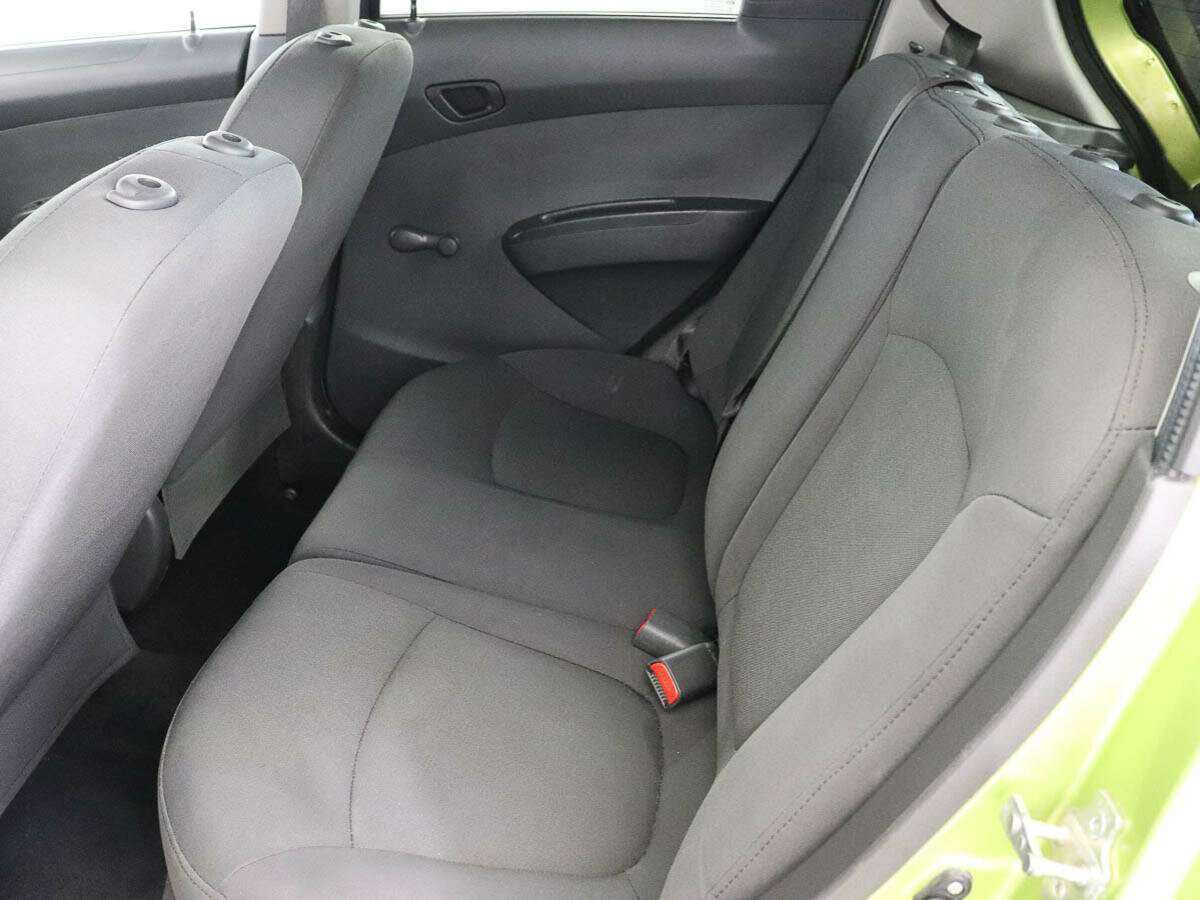 Chevrolet Spark с пробегом — 2013 год. Фото: #8