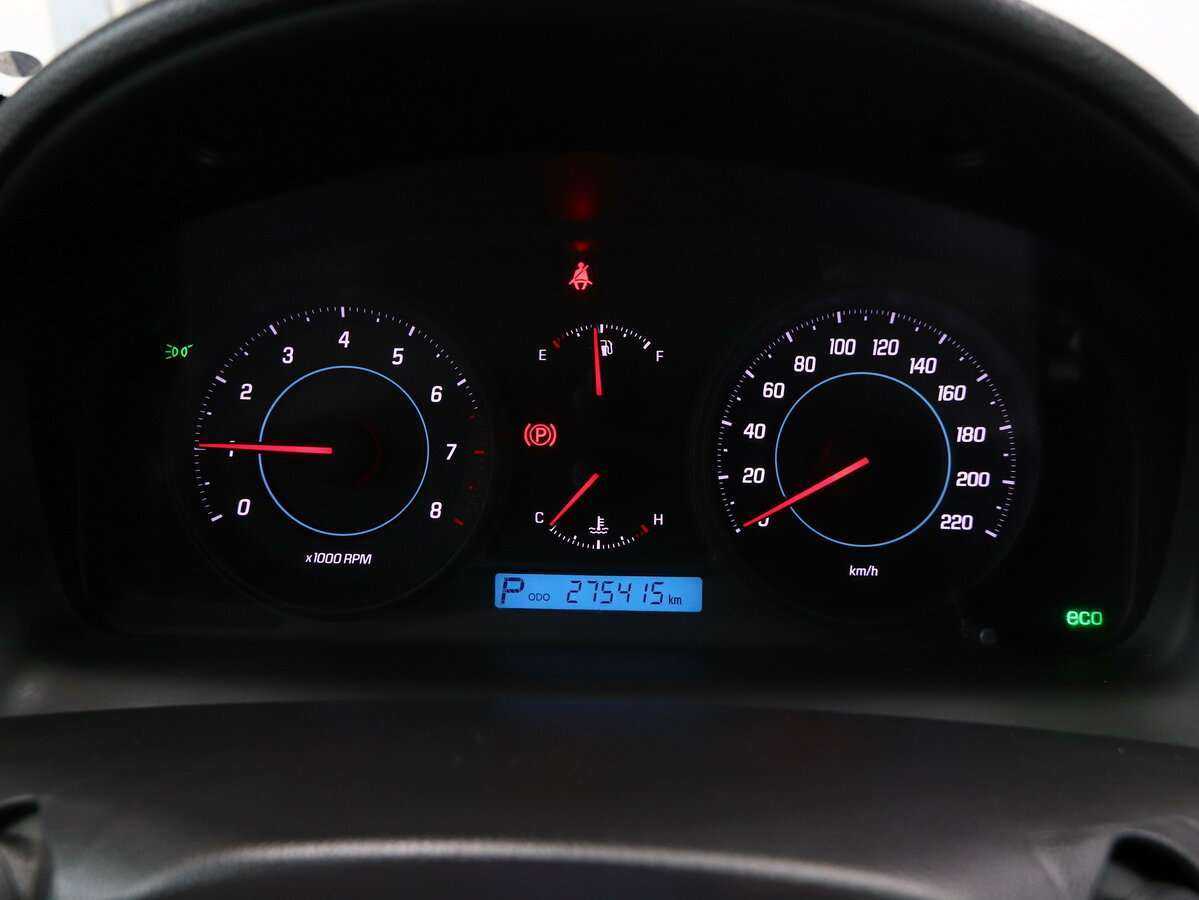 Chevrolet Captiva с пробегом — 2012 год. Фото: #18