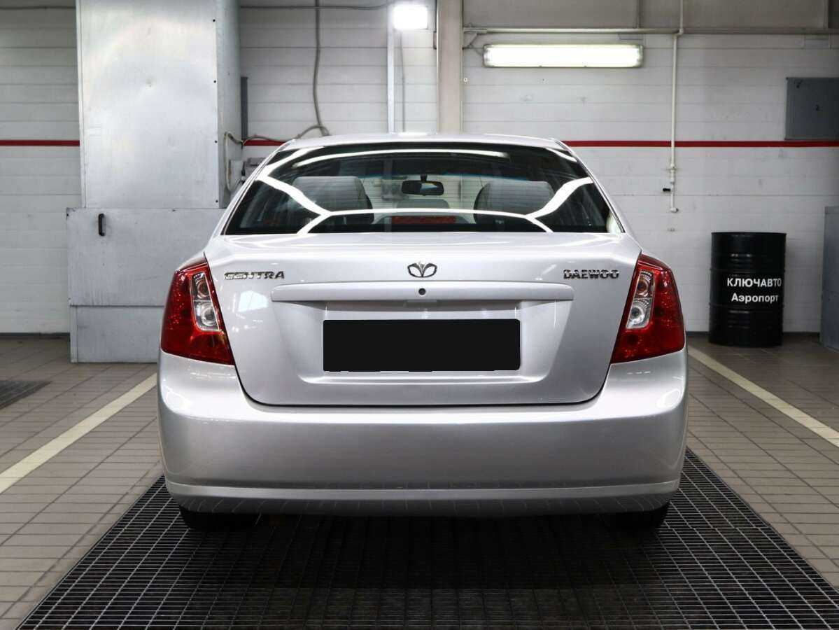 Daewoo Gentra с пробегом — 2013 год. Фото: #3
