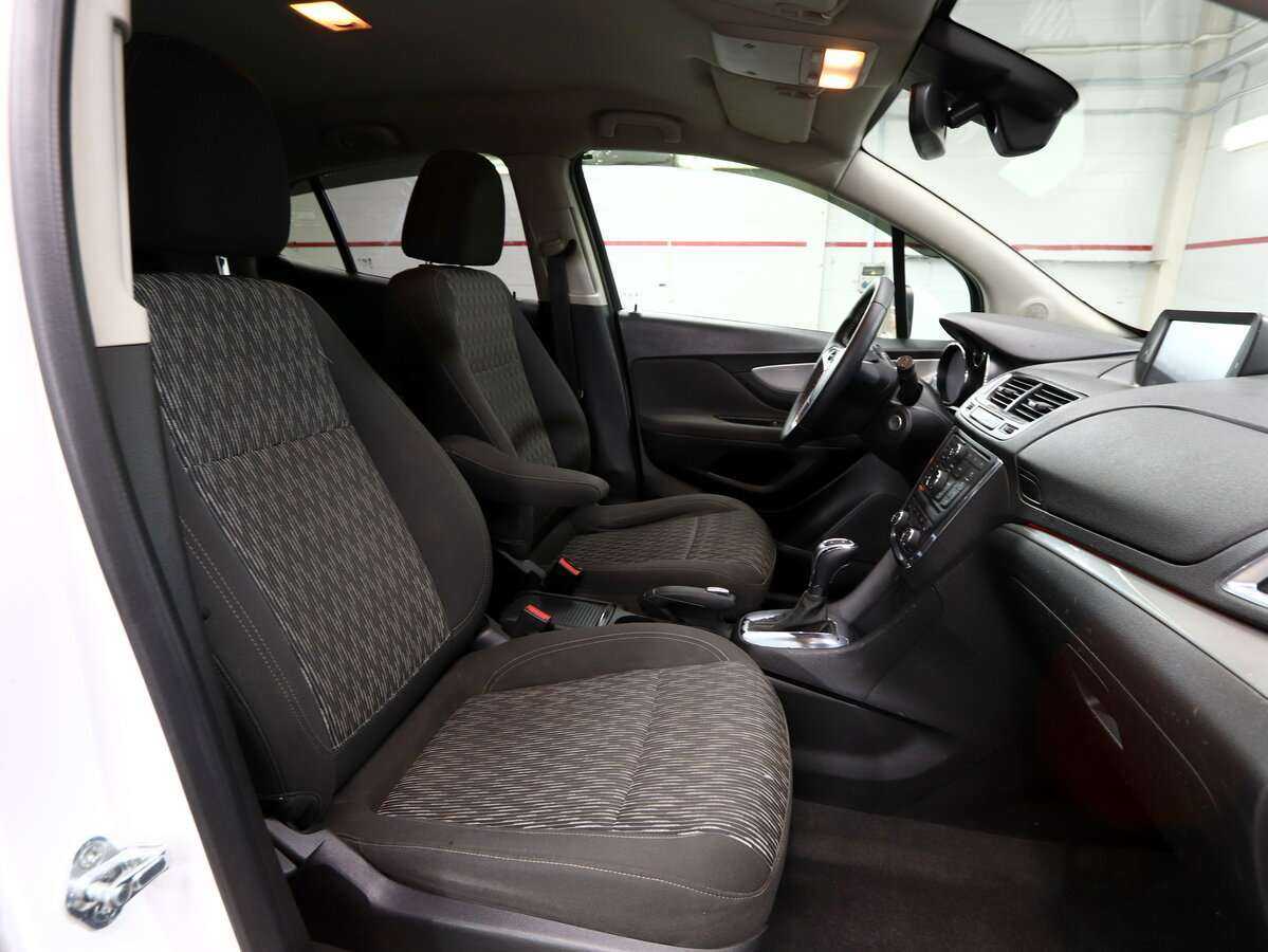 Opel Mokka с пробегом — 2013 год. Фото: #9