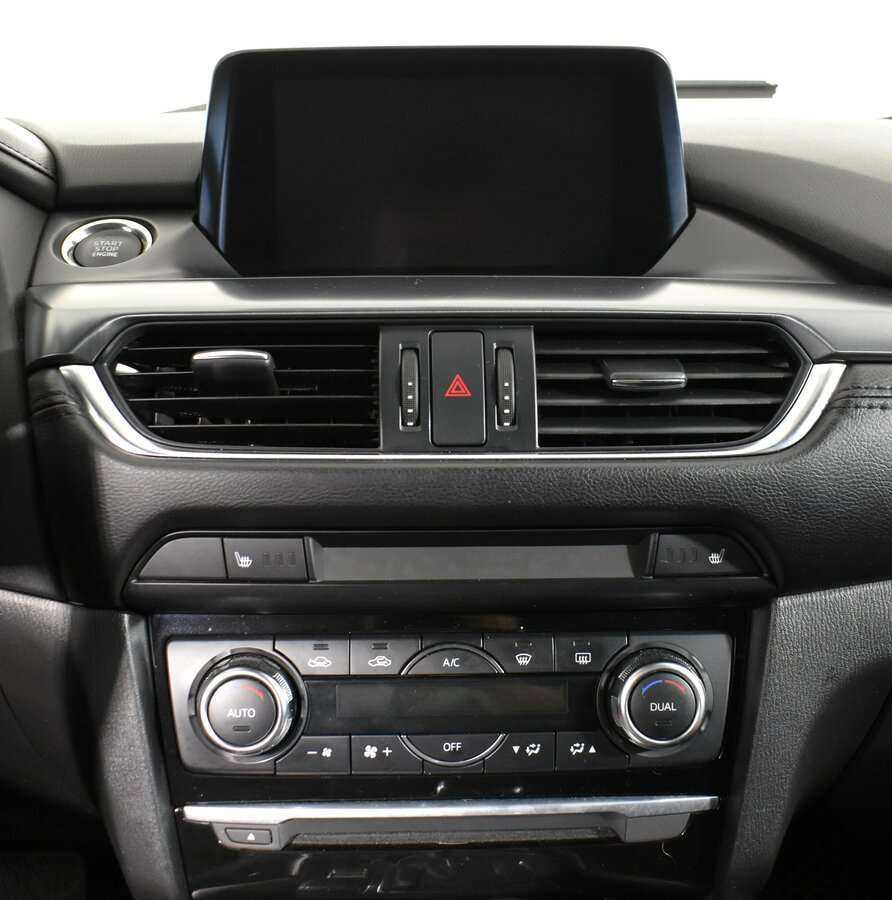 Mazda 6 с пробегом — 2017 год. Фото: #11