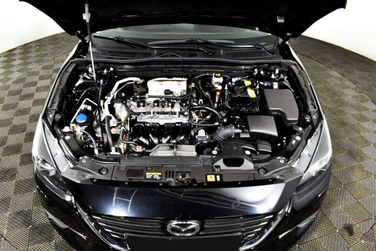 Mazda 3 с пробегом — 2017 год. Фото: #6