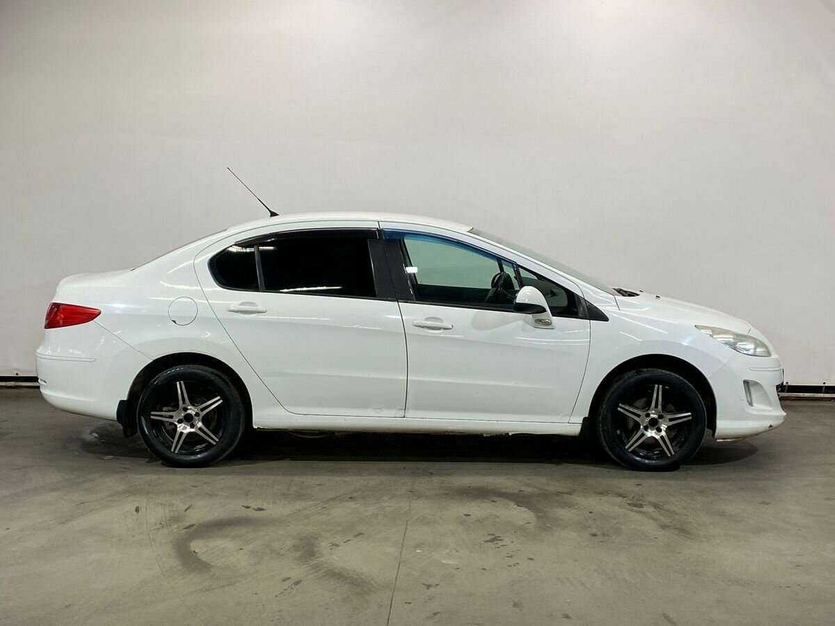 Peugeot 408 с пробегом — 2012 год. Фото: #3