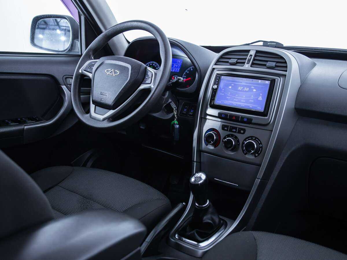 Chery Tiggo (T11) с пробегом — 2013 год. Фото: #10