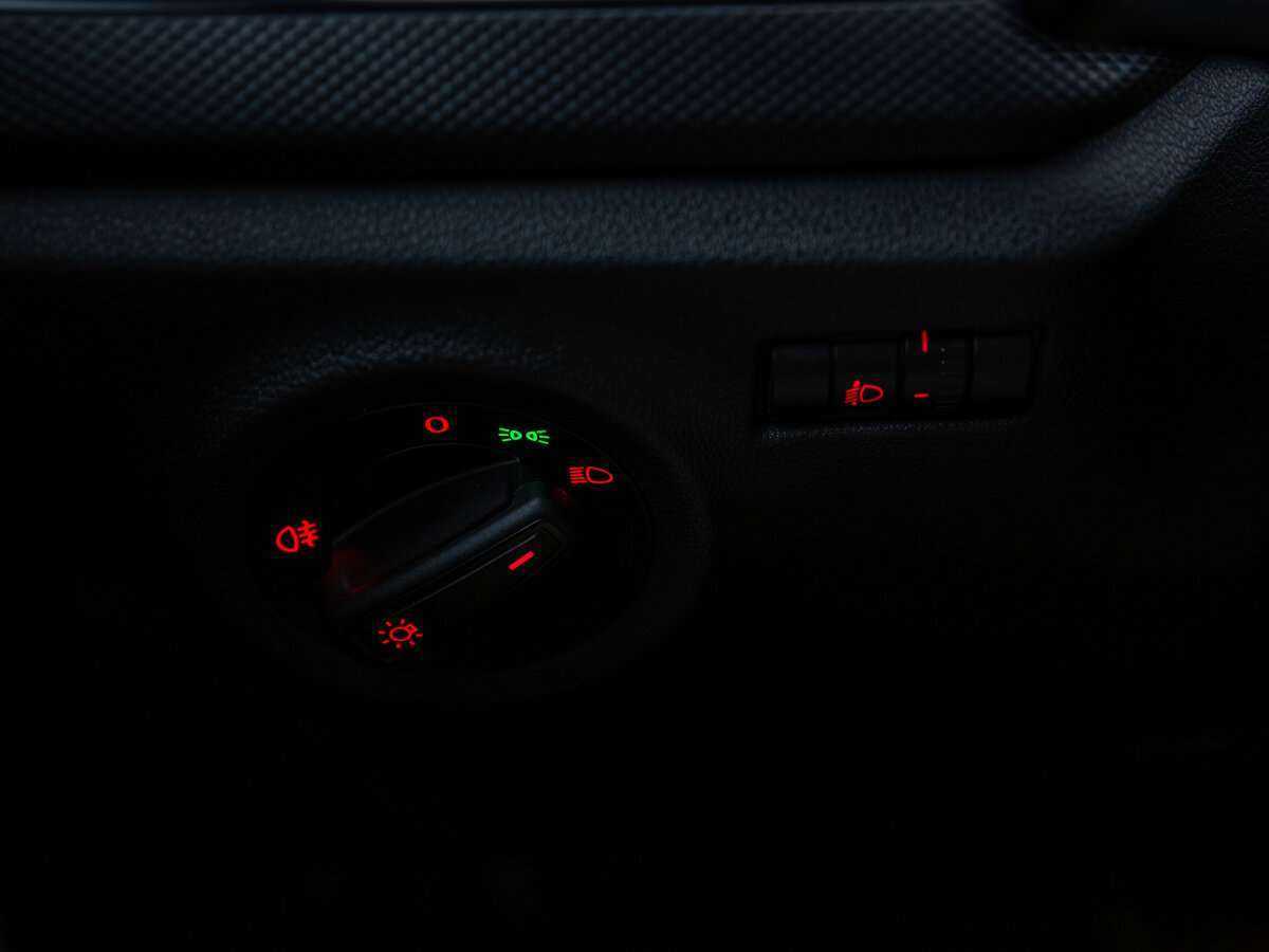 Volkswagen Polo с пробегом — 2020 год. Фото: #15