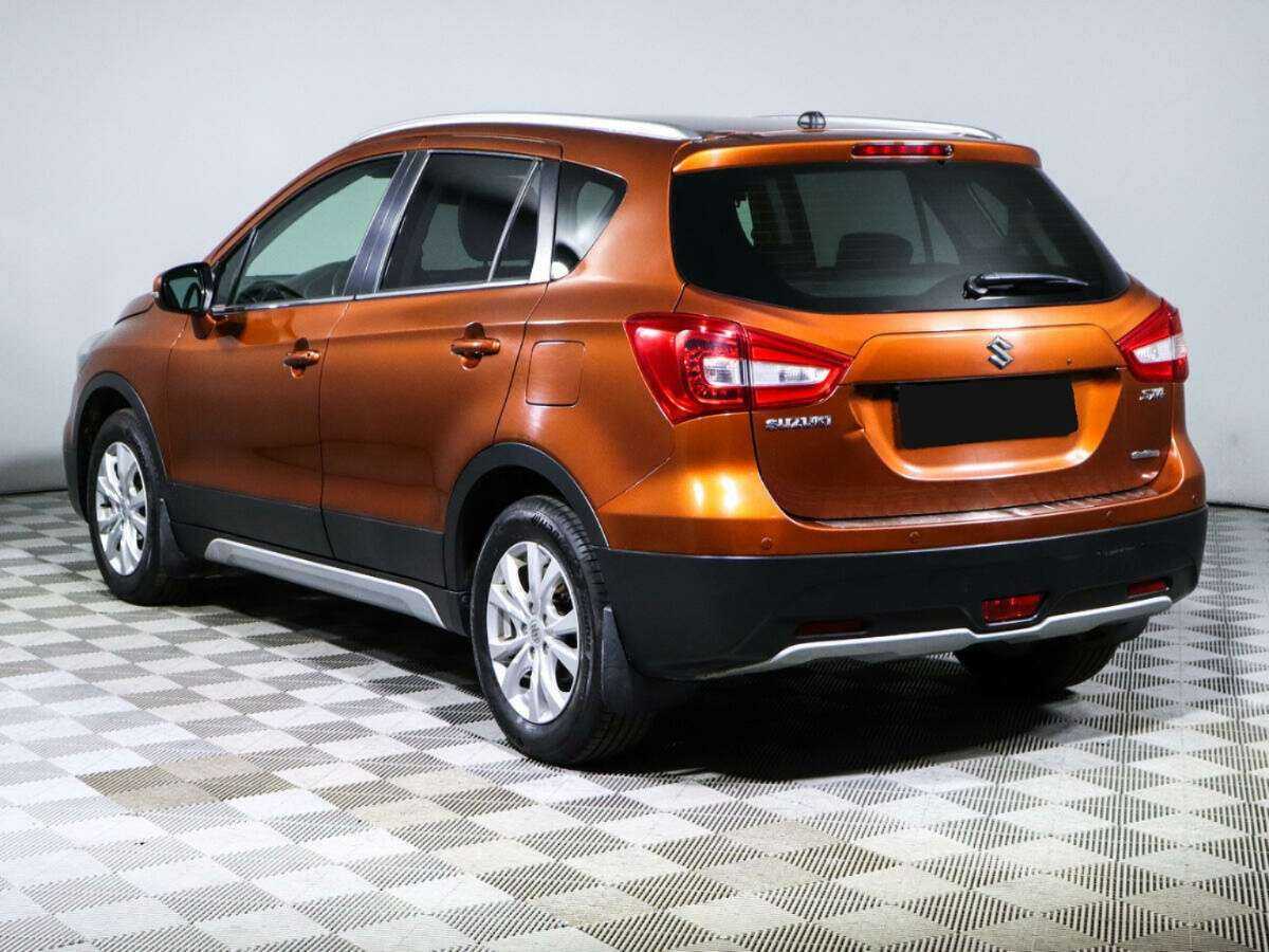 Suzuki SX4 с пробегом — 2016 год. Фото: #6