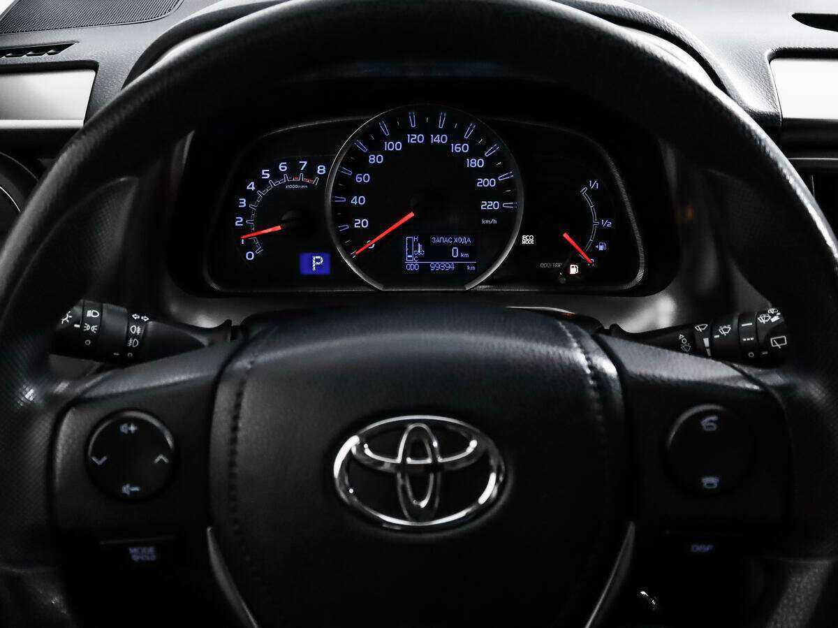 Toyota RAV4 с пробегом — 2013 год. Фото: #15