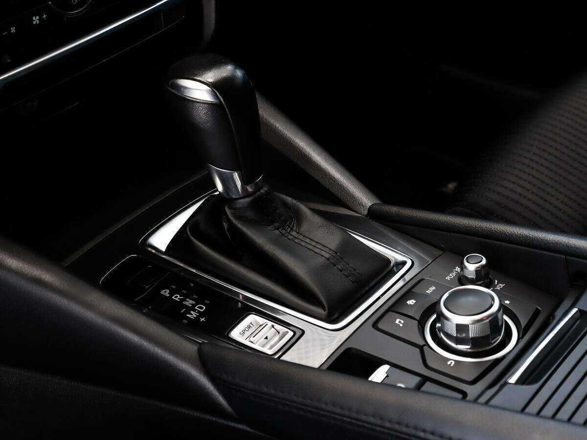 Mazda 6 с пробегом — 2018 год. Фото: #8