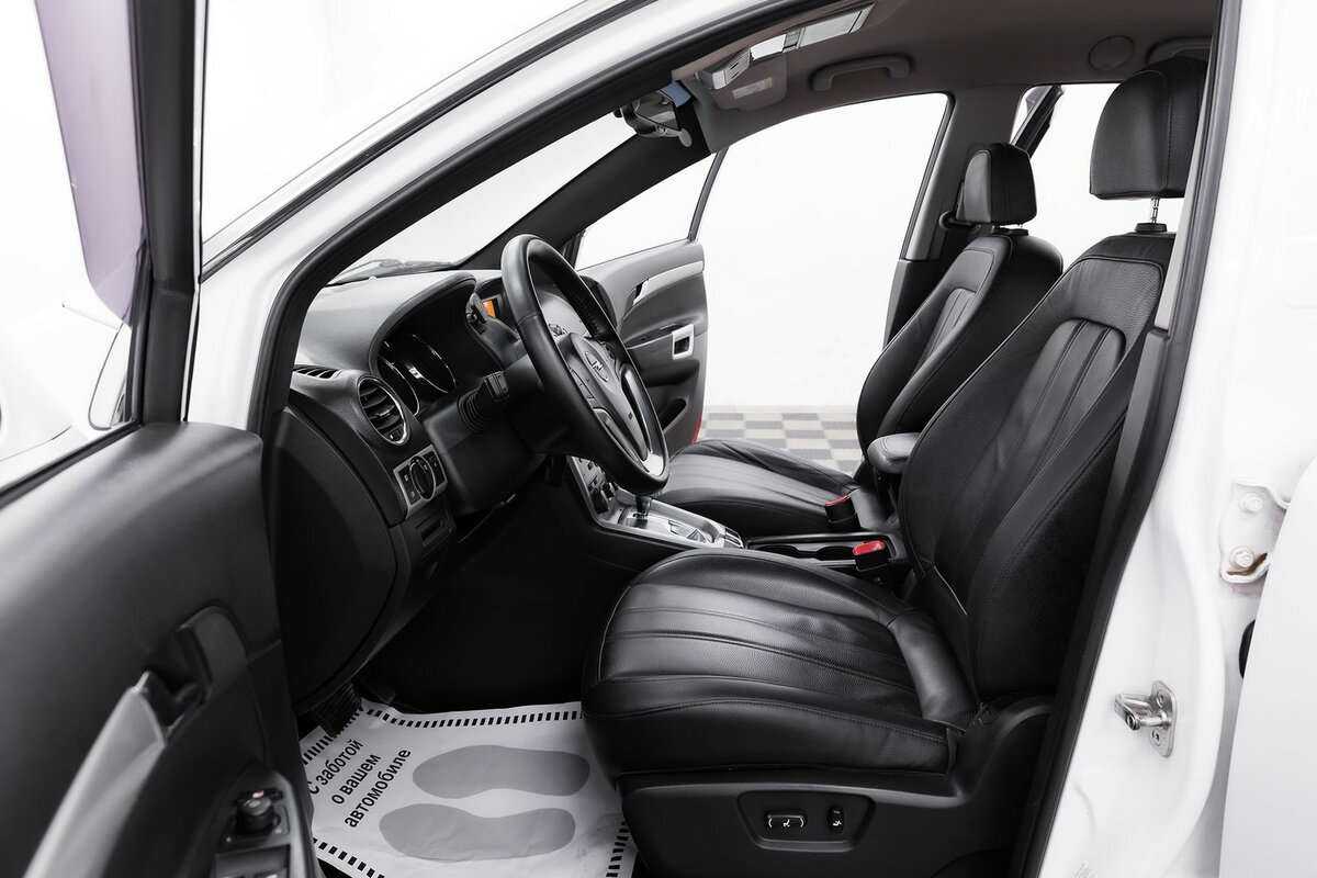 Opel Antara с пробегом — 2015 год. Фото: #6