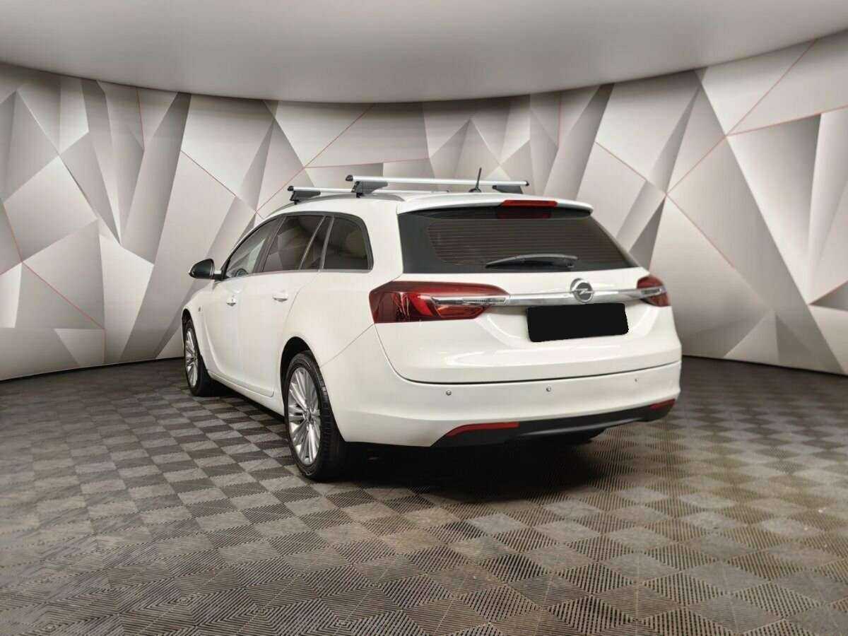 Opel Insignia с пробегом — 2014 год. Фото: #3