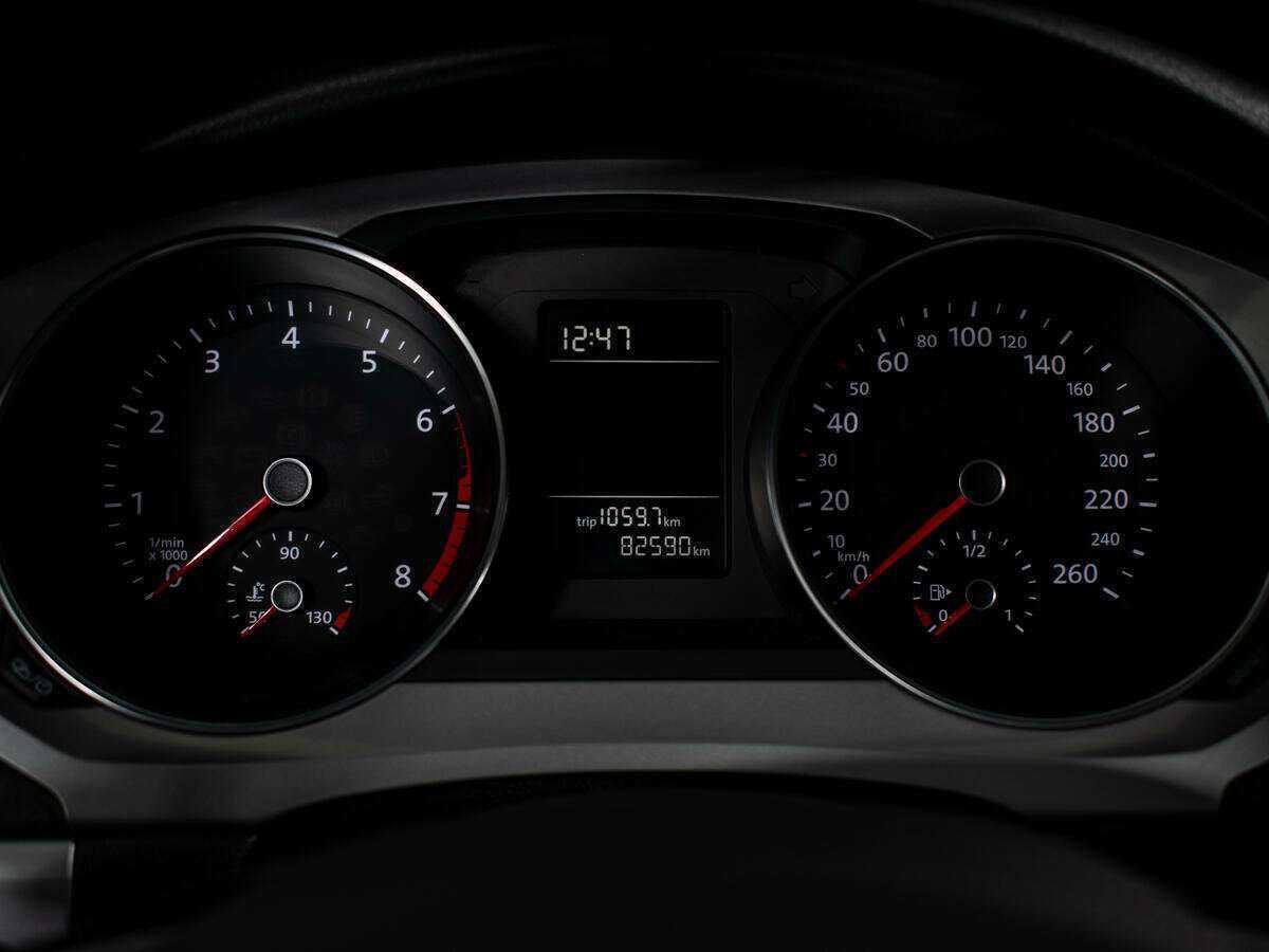 Volkswagen Jetta с пробегом — 2018 год. Фото: #11