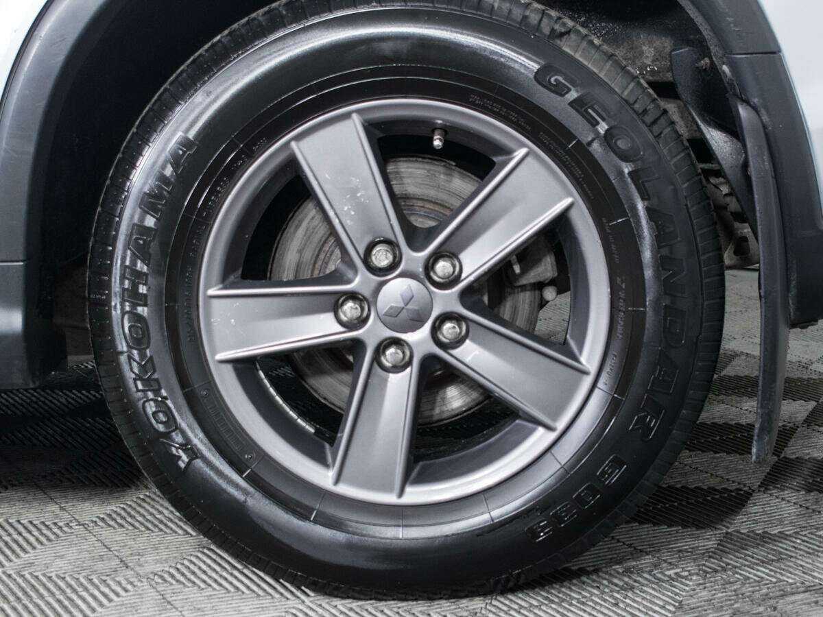 Peugeot 4008 с пробегом — 2012 год. Фото: #12