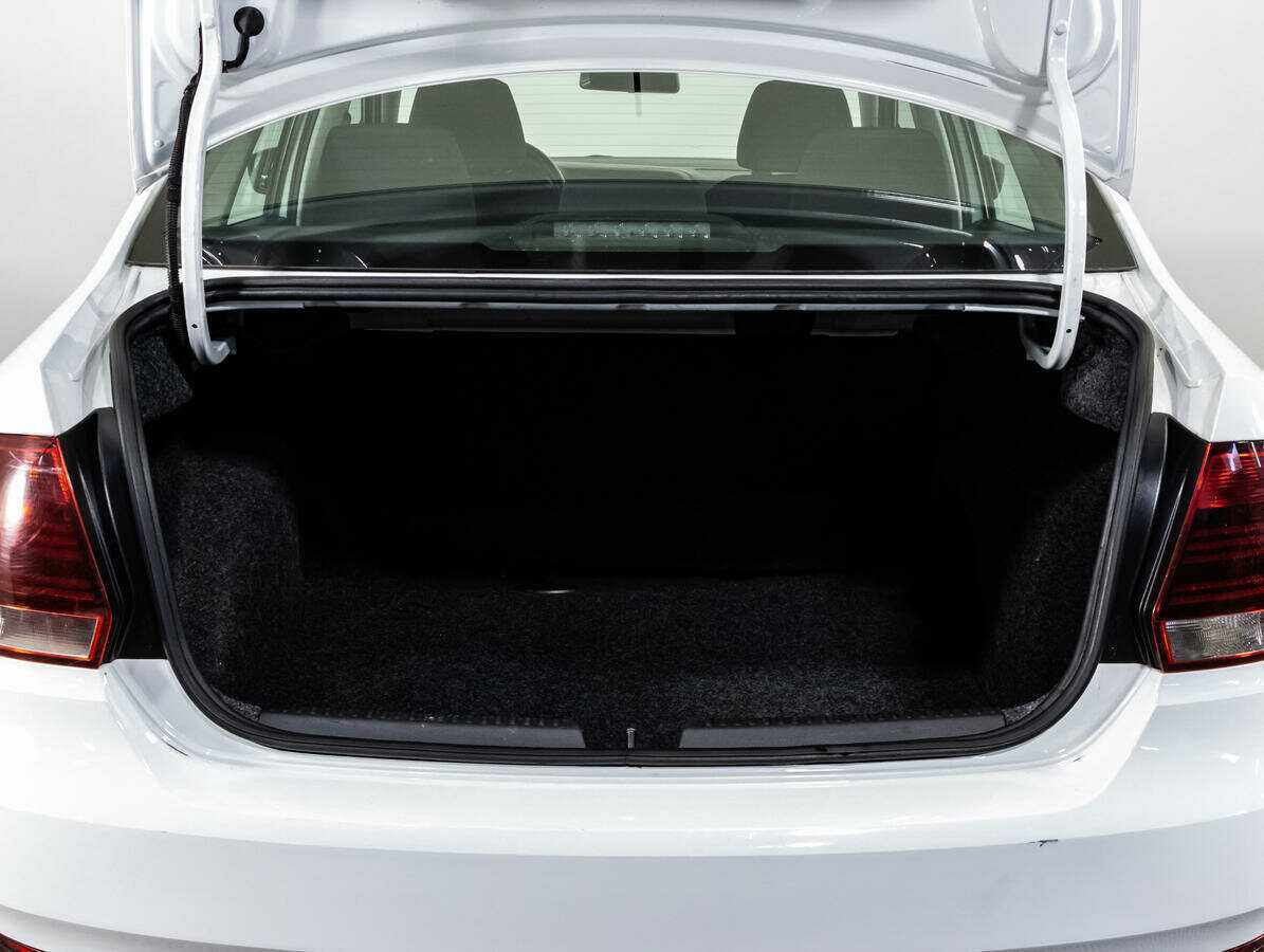 Volkswagen Polo с пробегом — 2020 год. Фото: #15