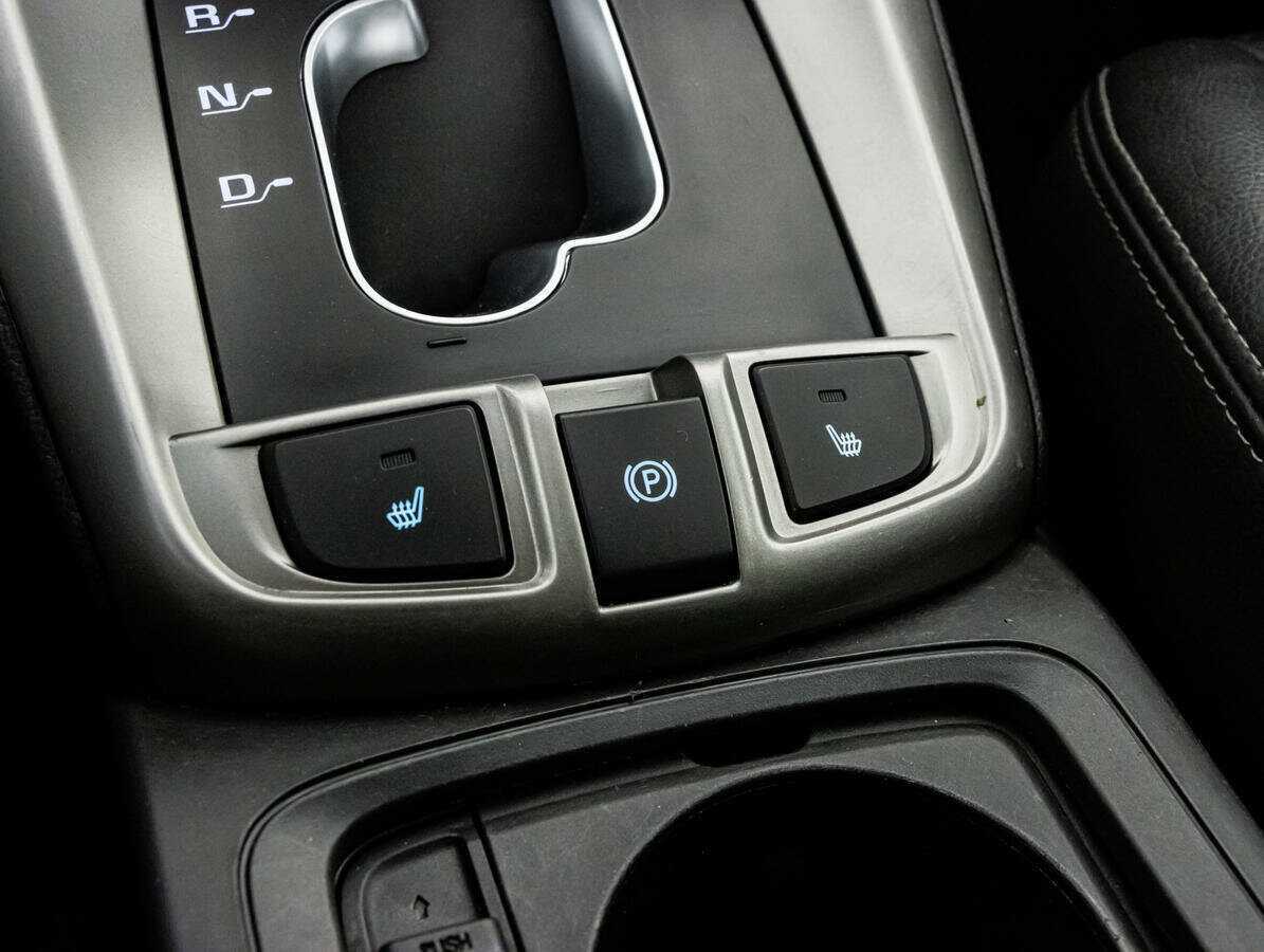 Chevrolet Captiva с пробегом — 2012 год. Фото: #14