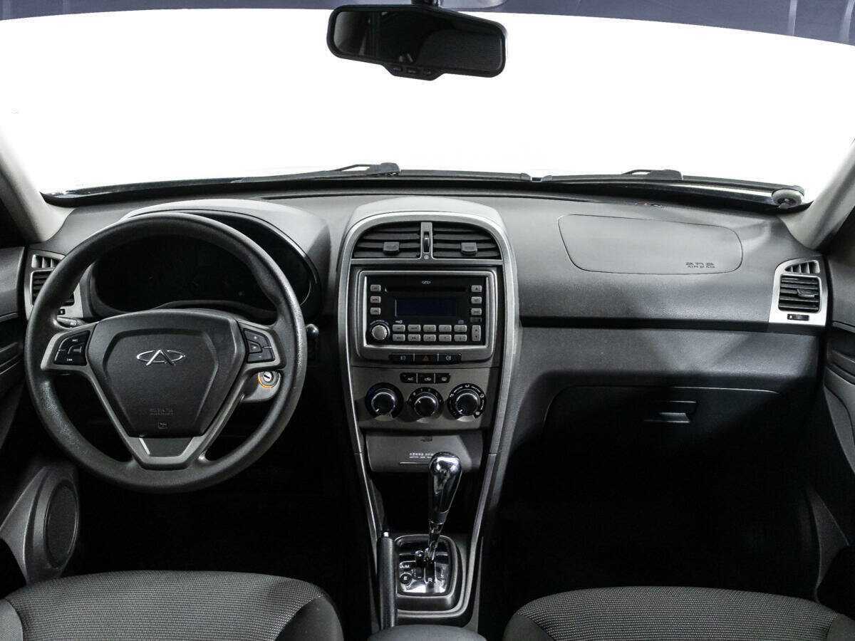 Chery Tiggo (T11) с пробегом — 2015 год. Фото: #12