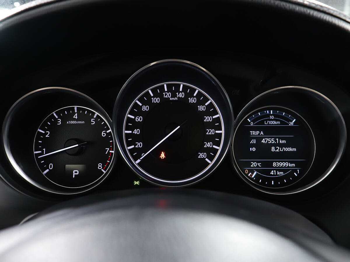 Mazda 6 с пробегом — 2016 год. Фото: #12