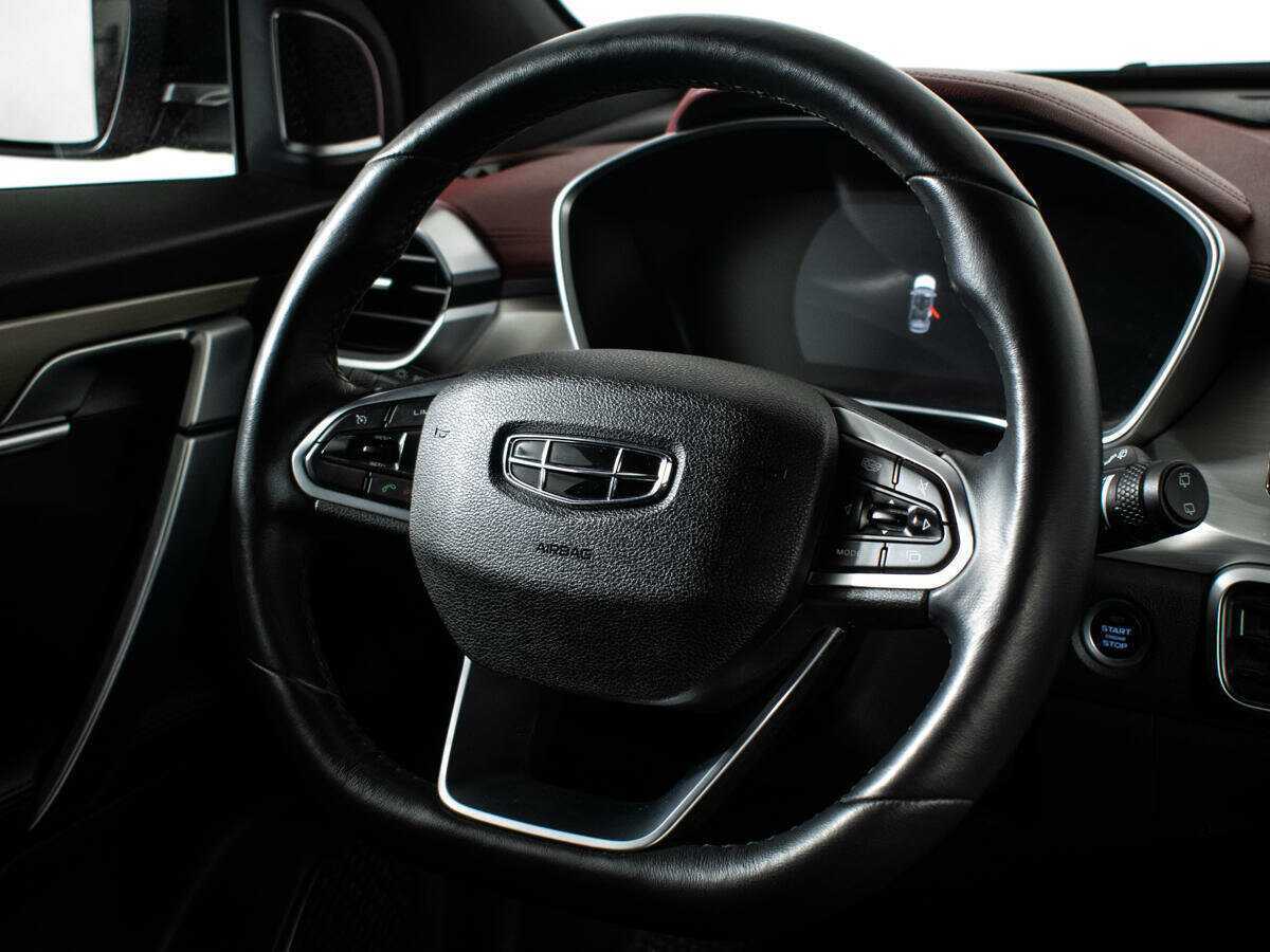 Geely Coolray с пробегом — 2021 год. Фото: #11