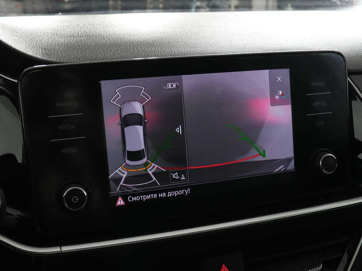 Volkswagen Polo с пробегом — 2021 год. Фото: #14