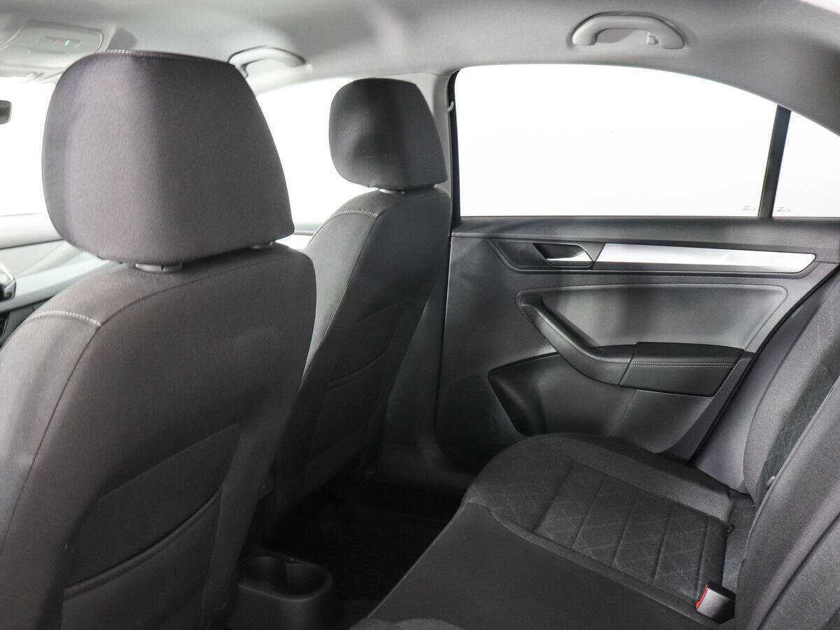 Volkswagen Polo с пробегом — 2021 год. Фото: #11