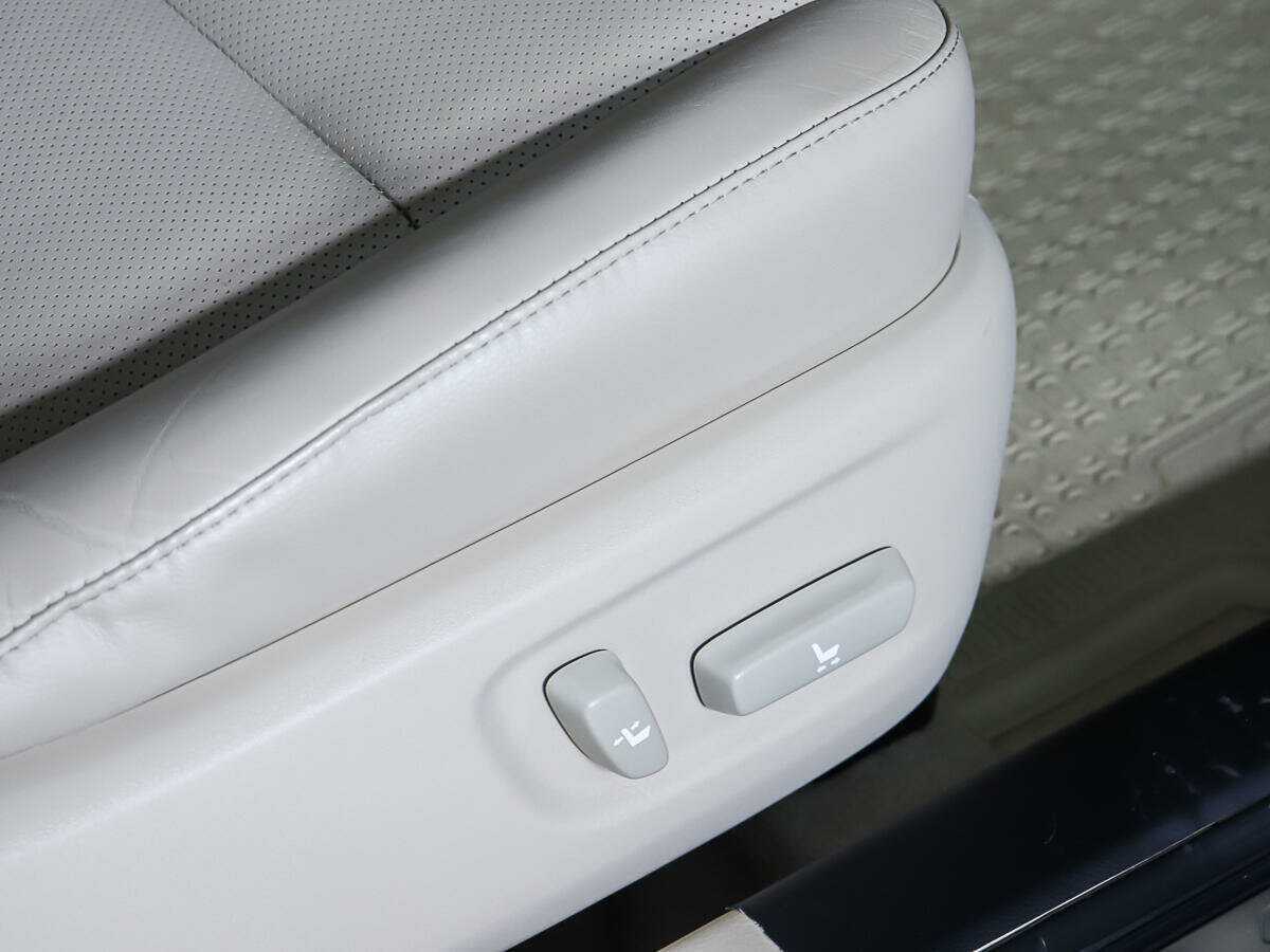 Toyota Camry с пробегом — 2014 год. Фото: #17