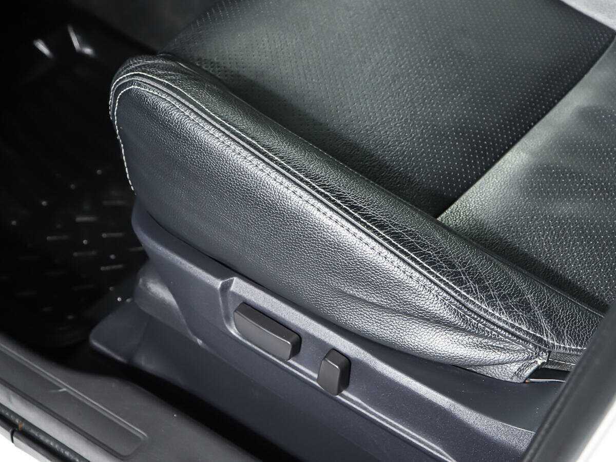 Mitsubishi Outlander с пробегом — 2013 год. Фото: #14