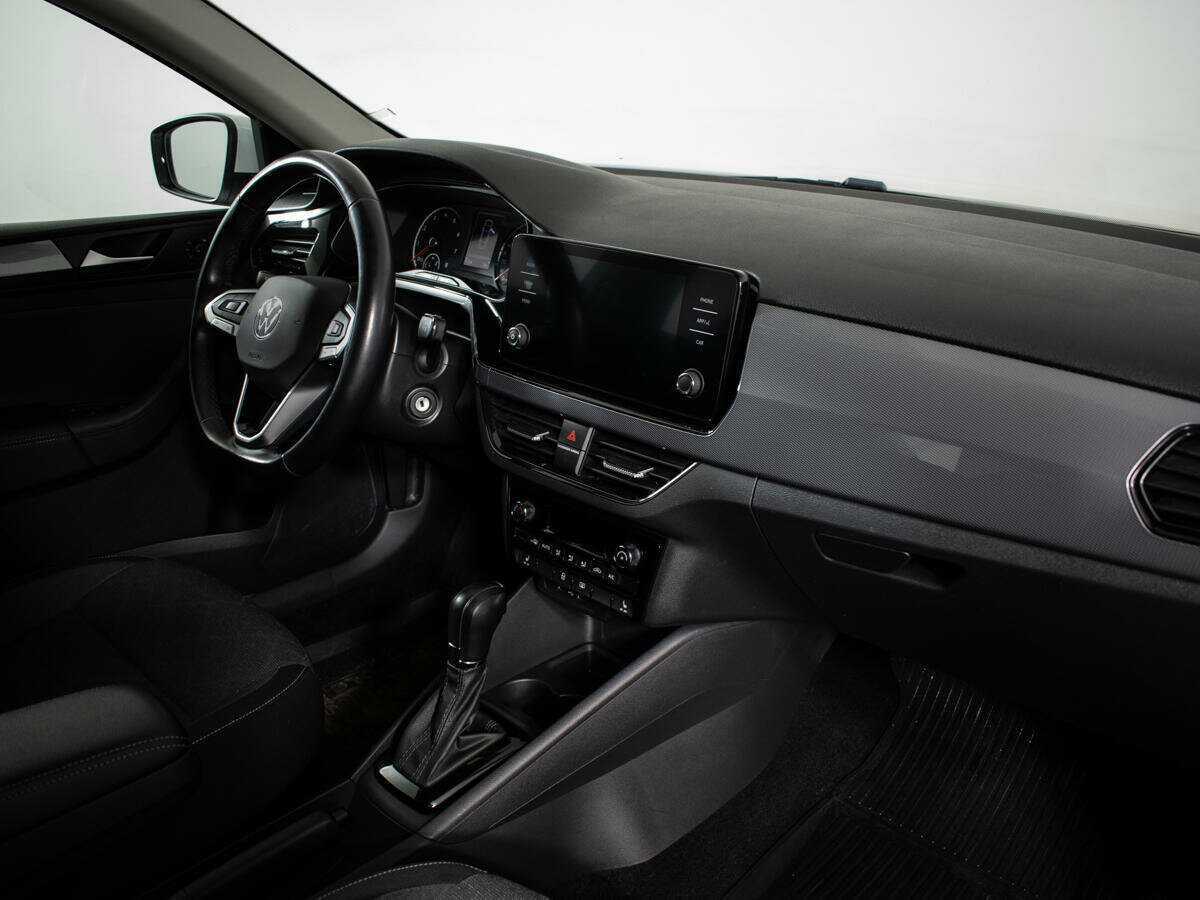 Volkswagen Polo с пробегом — 2020 год. Фото: #7