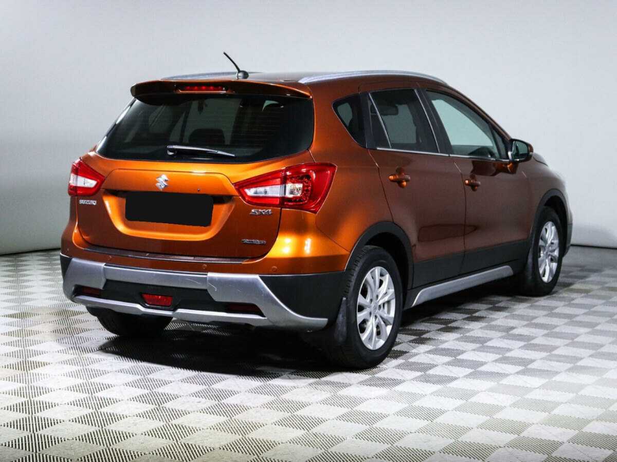 Suzuki SX4 с пробегом — 2017 год. Фото: #3